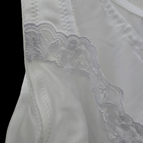 Lunair One Piece Shapewear Bodysuit White 48D - Picture 6 of 6